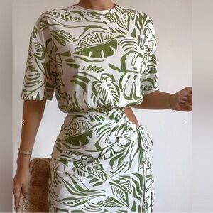 Green Leaf Print Mini Dress - Breathable Summer Style